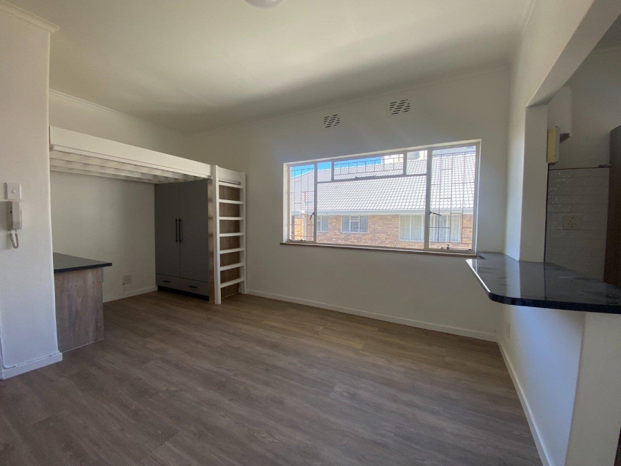 0 Bedroom Property for Sale in Sea Point Western Cape